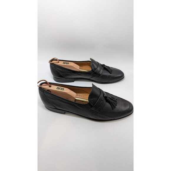Bally Black Leather Tassel Fringe Loafer - Picture 2 of 9